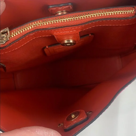 Coach Small Town Bucket Bag crossbody Pink White Red Striped Gold Zip pocket - Picture 11 of 16